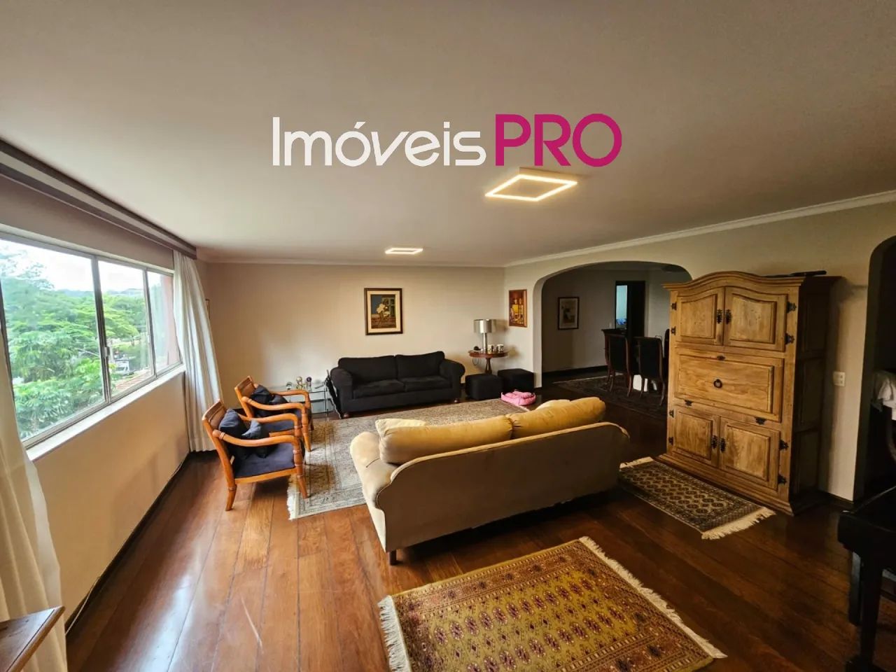 Apartamento no Itaim com 246m²