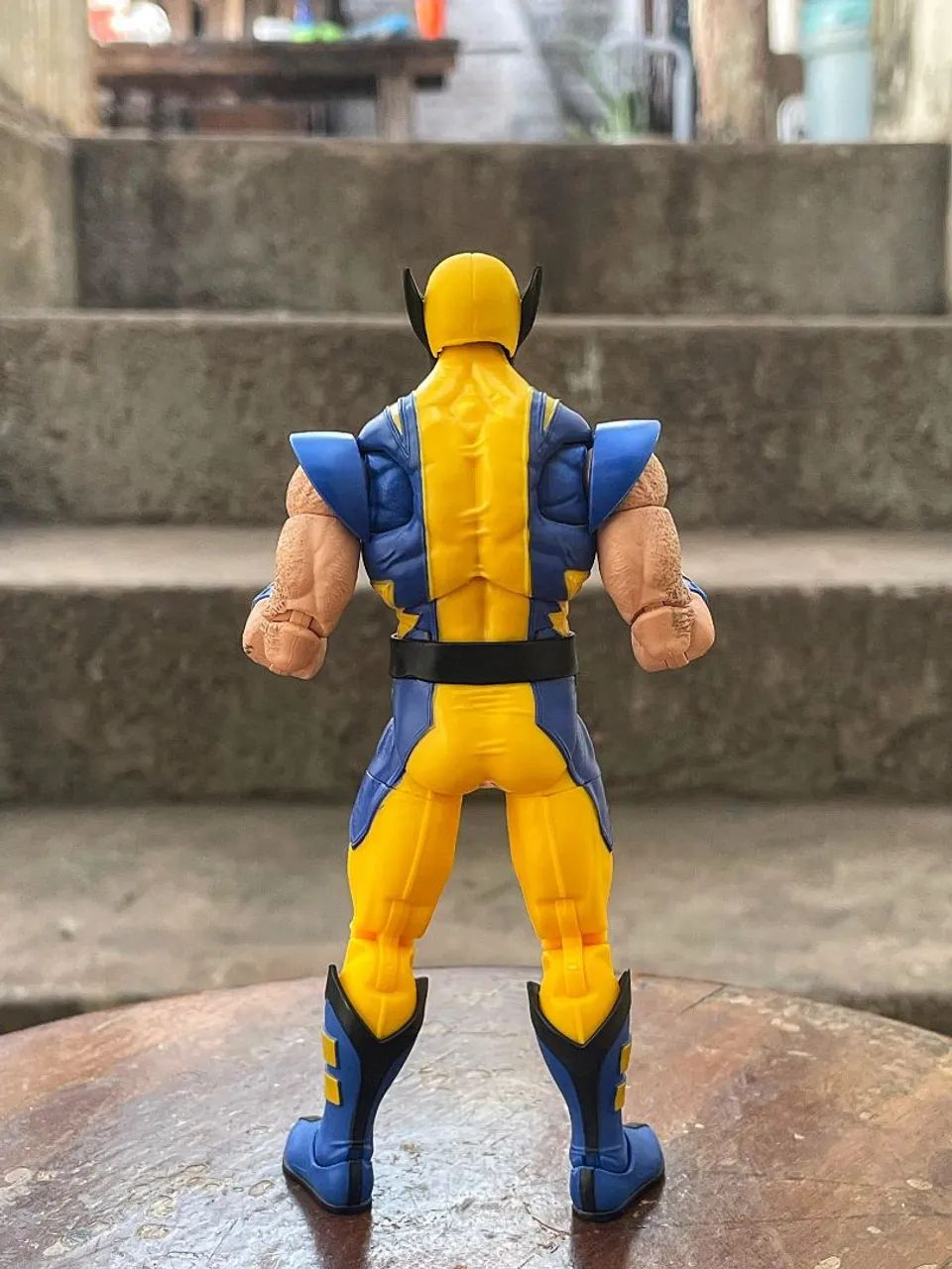 Marvel Legends Wolverine 85 anos  - Foto 2
