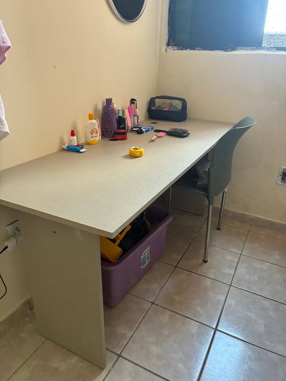 Mesa 1.55x61x73cm MDF Primeira linha.
