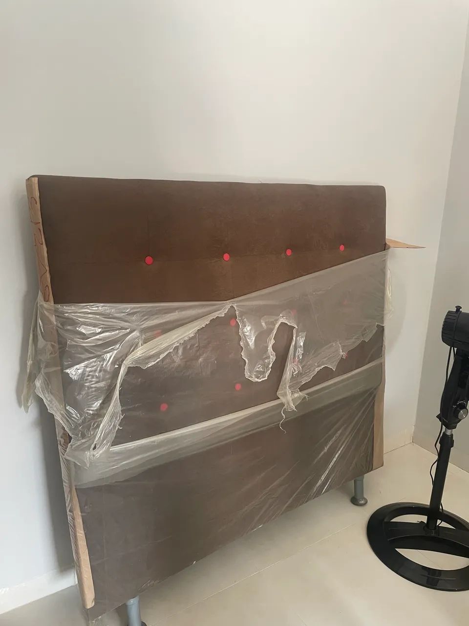 Cama de casal com cabeceira  - Foto 2
