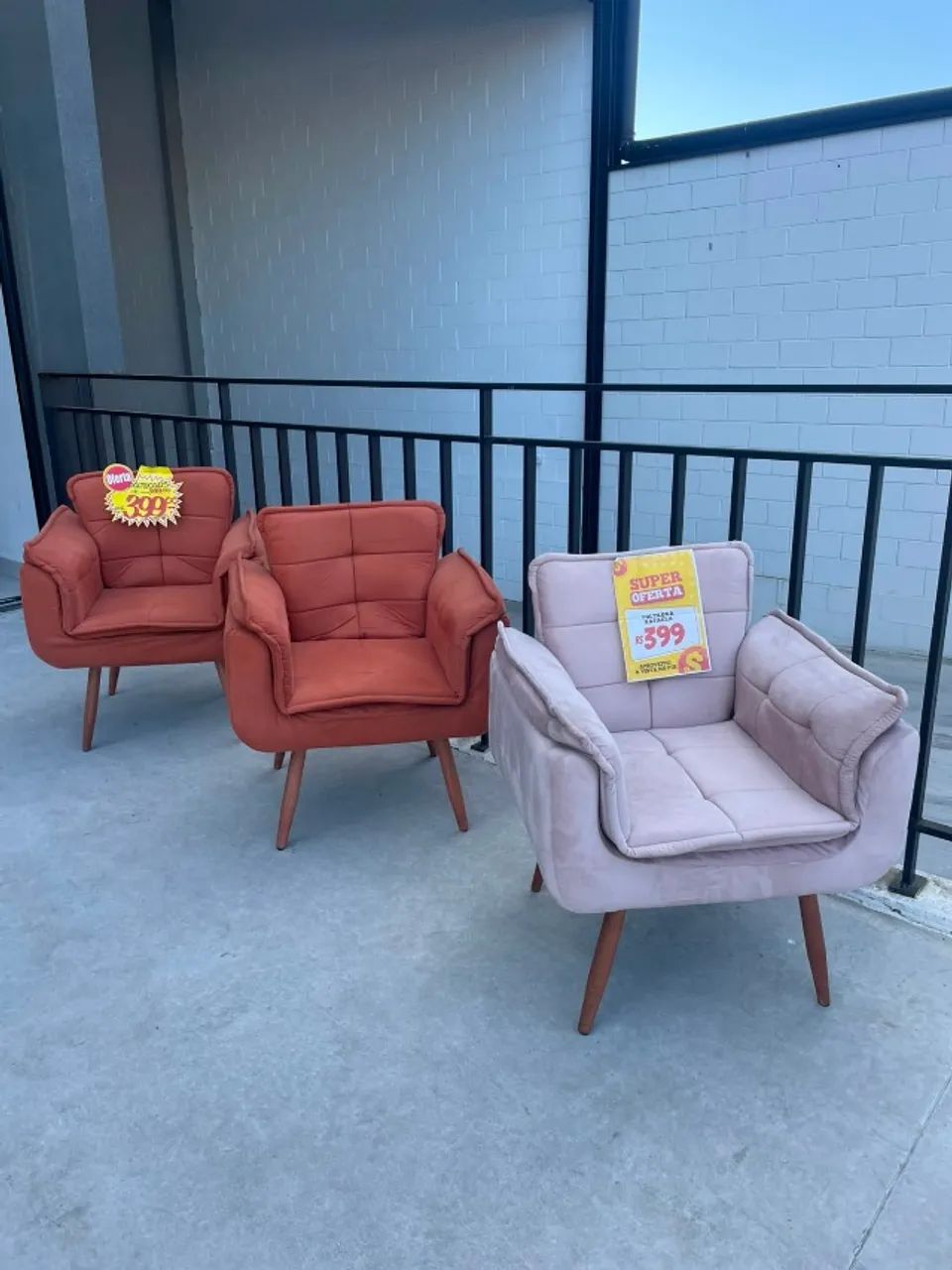 Poltronas com Pés Palito (Últimas Peças) - Foto 3