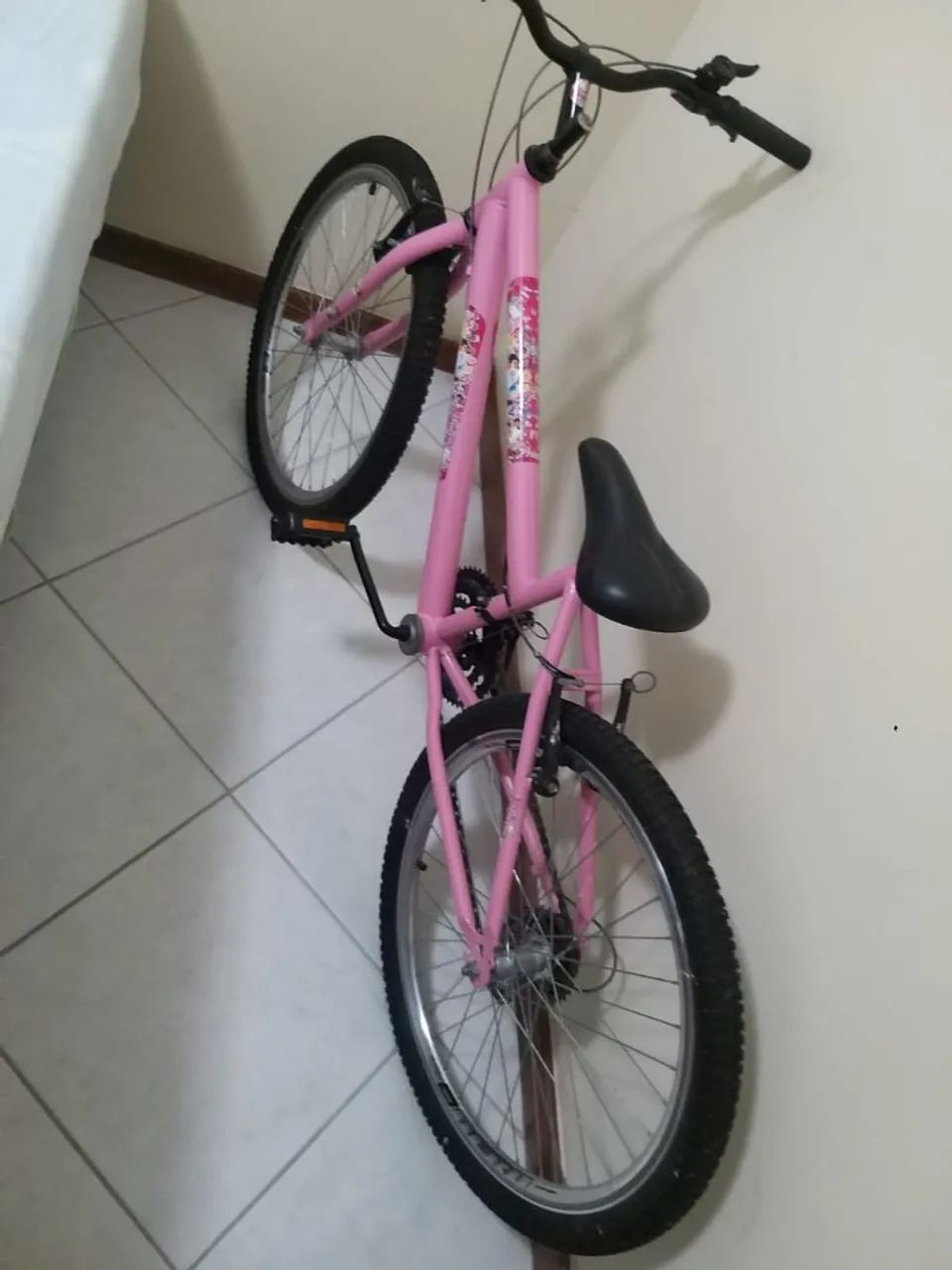 Vendo bicicleta semi nova