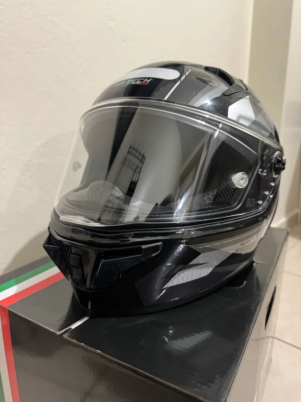 Capacete gp tech  - Foto 2