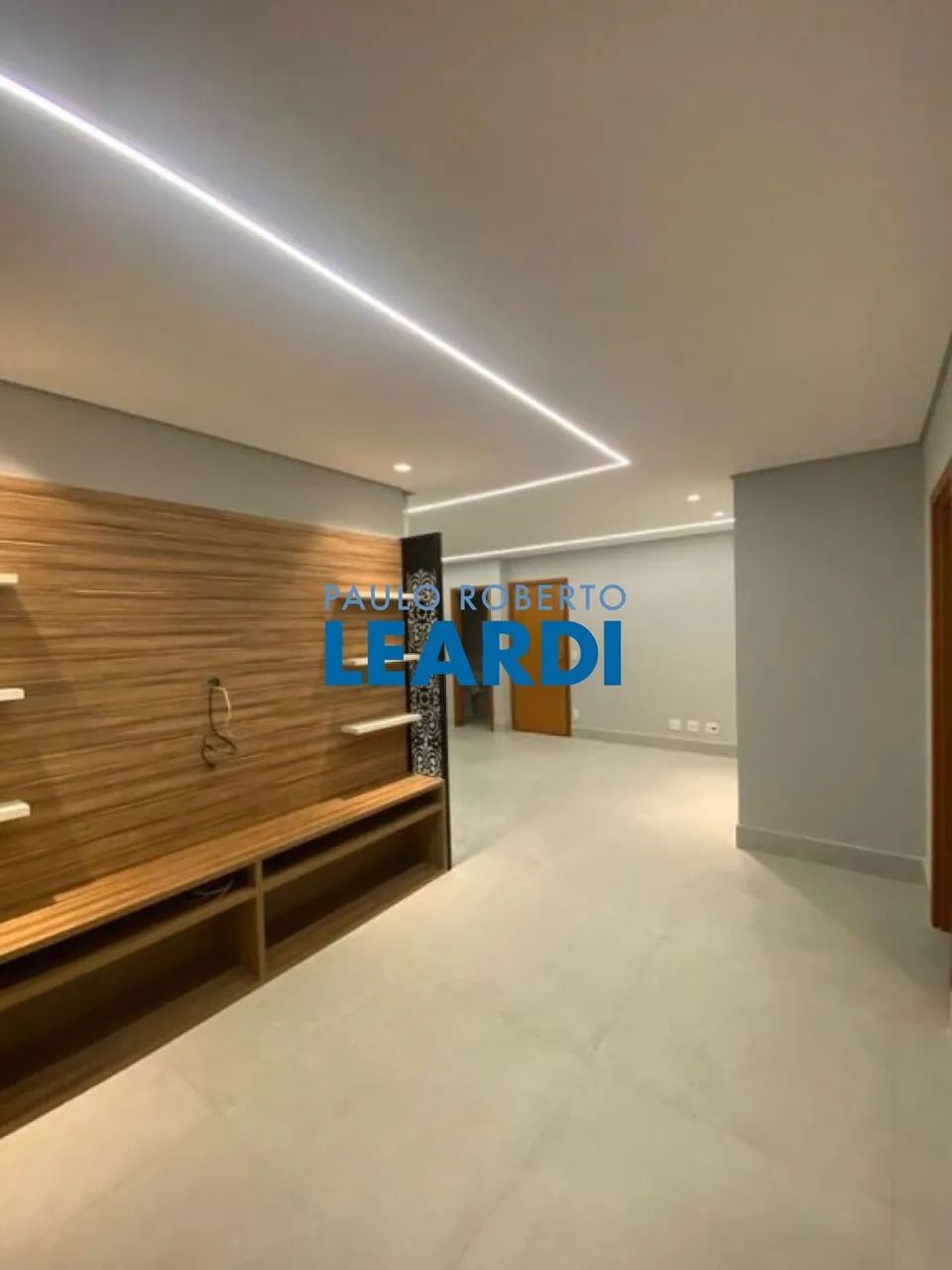 APARTAMENTO - TAMBORÉ - SP