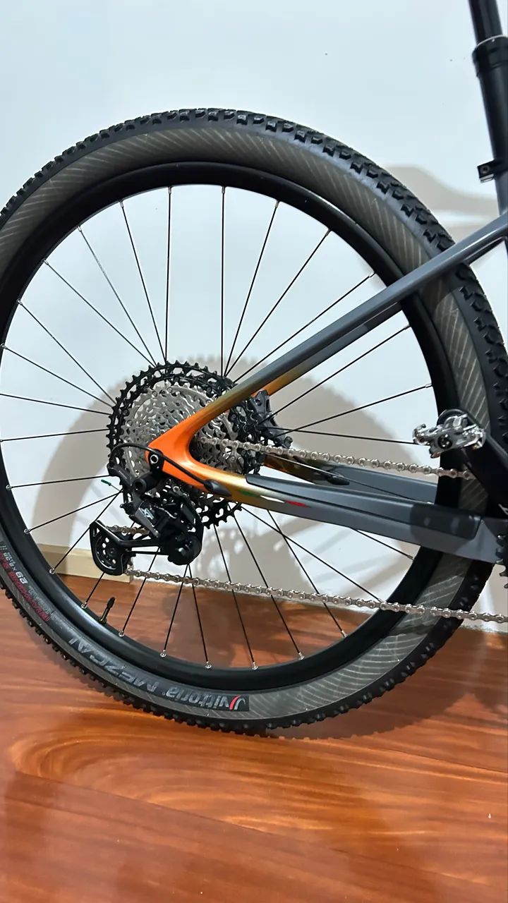 Bicicleta Oggi Agile Pro Carbon 2023 XT - Foto 4