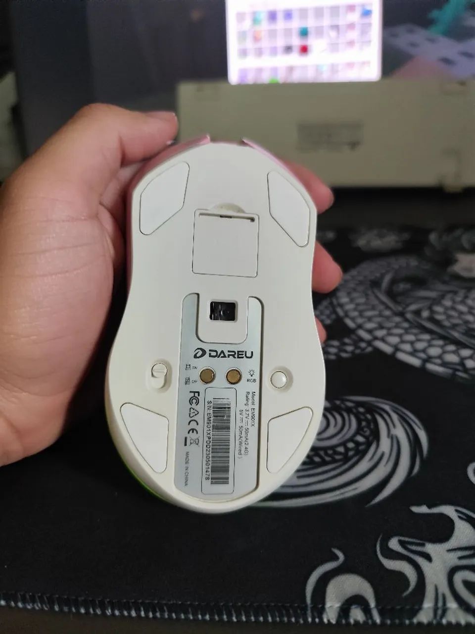 Mouse Gamer sem fio DAREU EM901X - Rosa Sakura - Foto 2