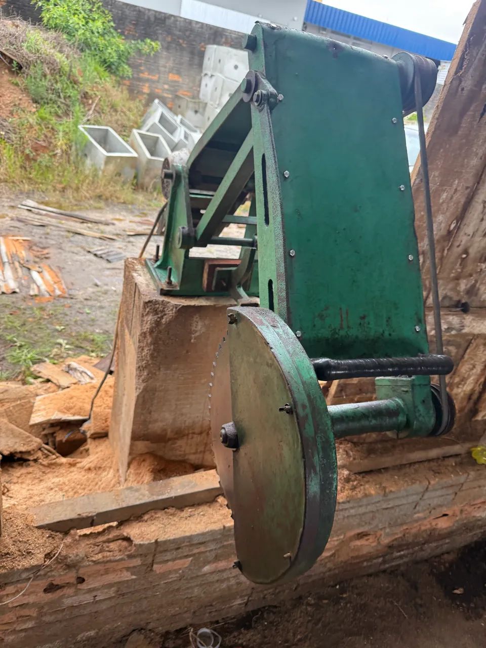 Vendo serra destopadeira  industrial