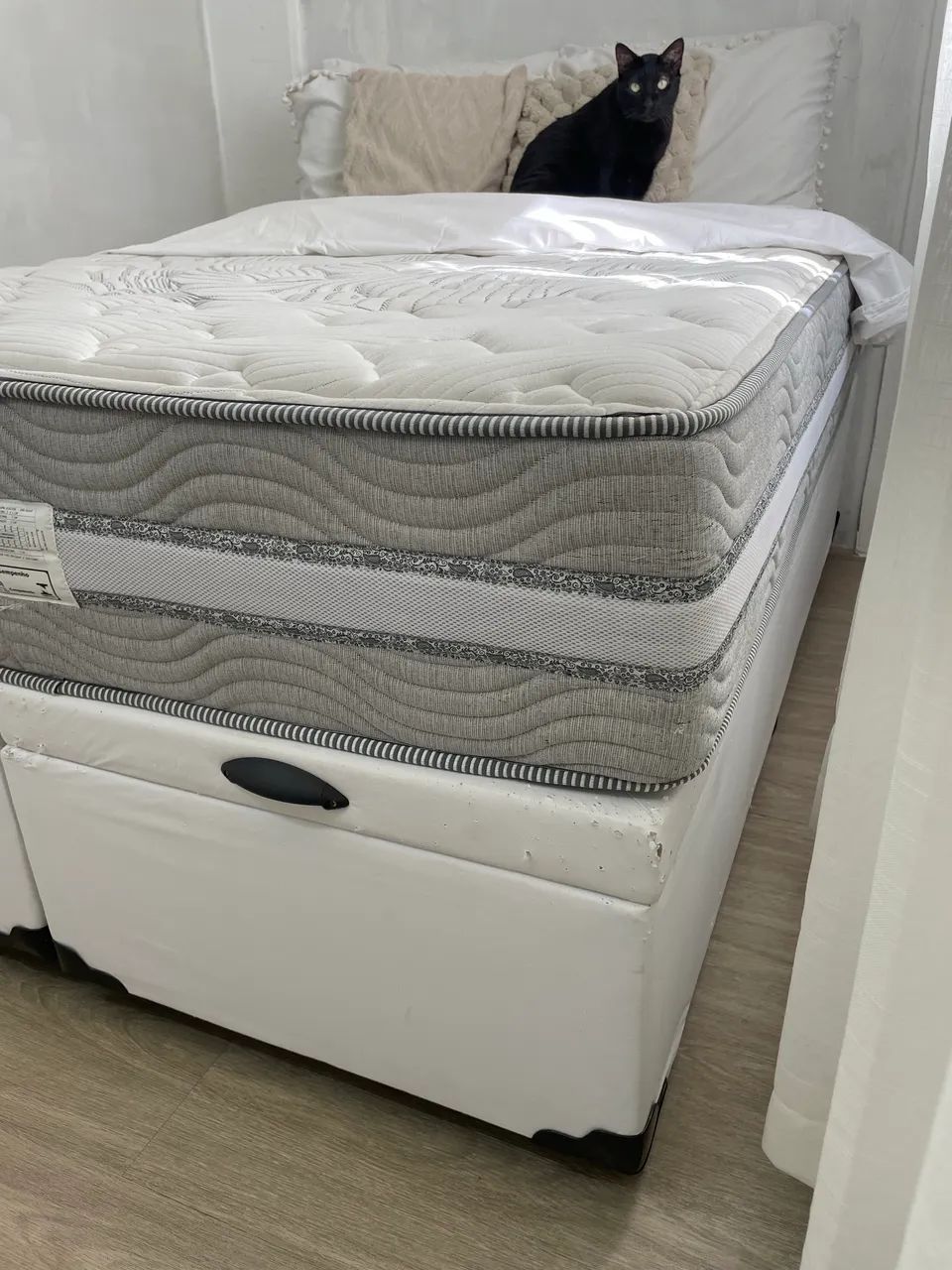 Cama Box Baú Casal com Colchão - Foto 2