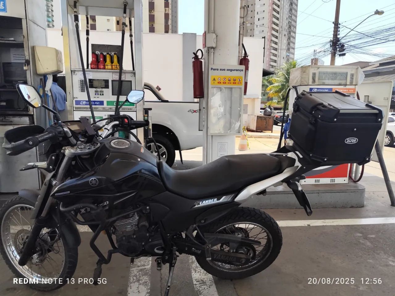 XTZ Lander 250 - Foto 3
