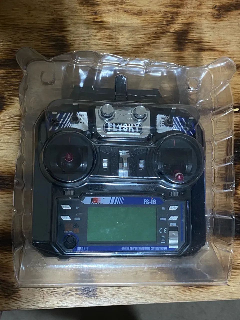 Rádio FlySky FS-I6 Semi novo - Foto 5