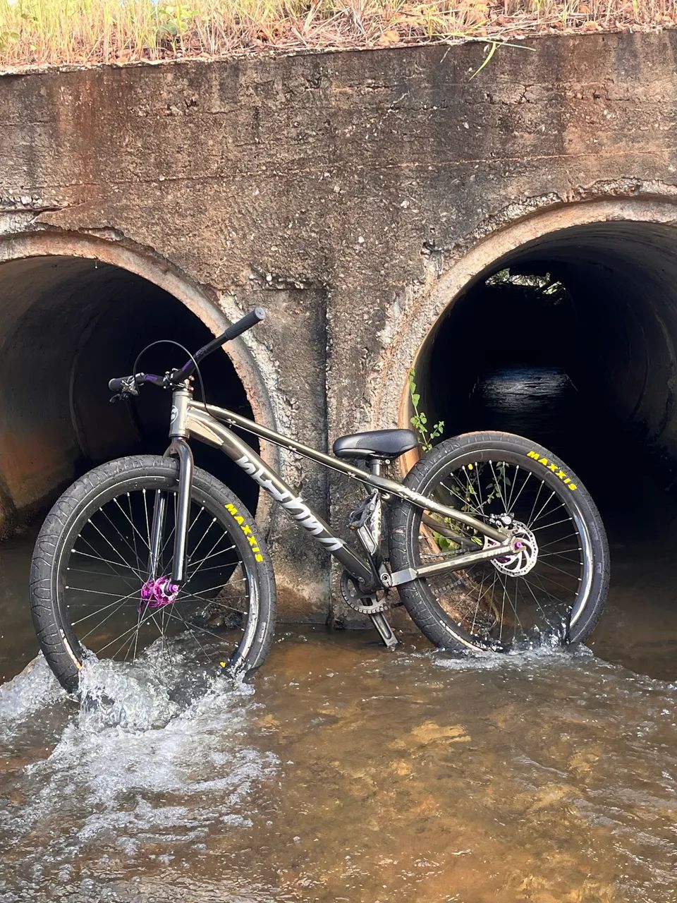 Bicicleta show do grau aro 26  - Foto 2
