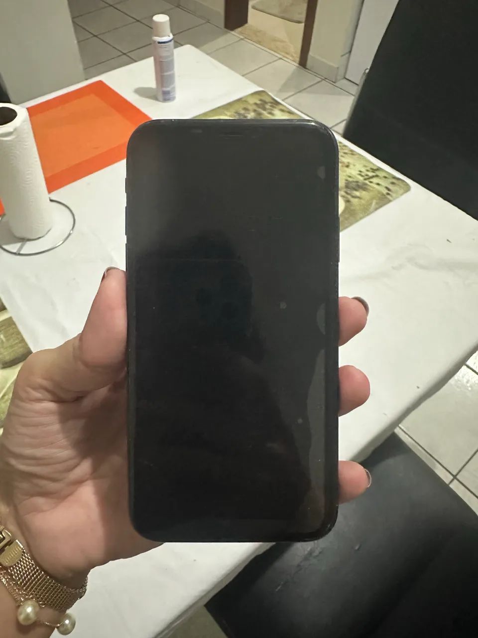 Celular XR com tela traseira trincada - Foto 2