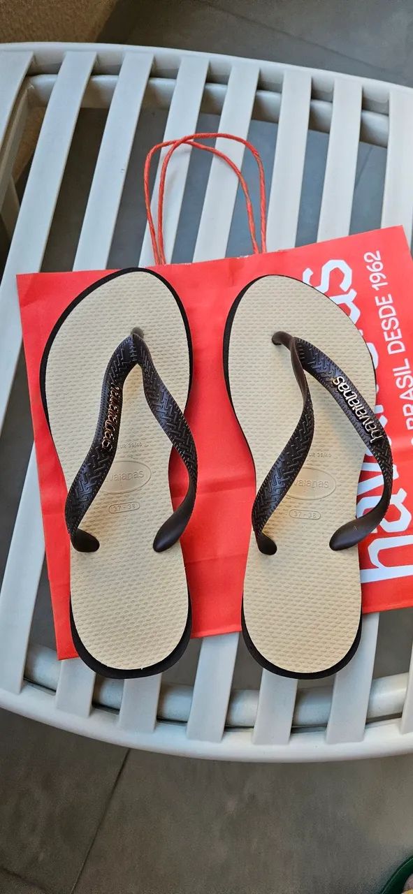 Chinelo (sem uso)