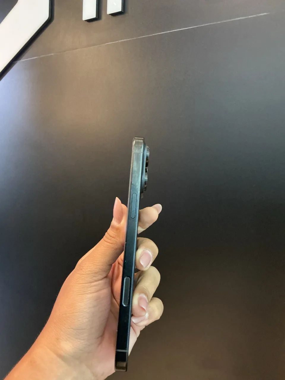 iPhone 16 pro Max - Foto 4