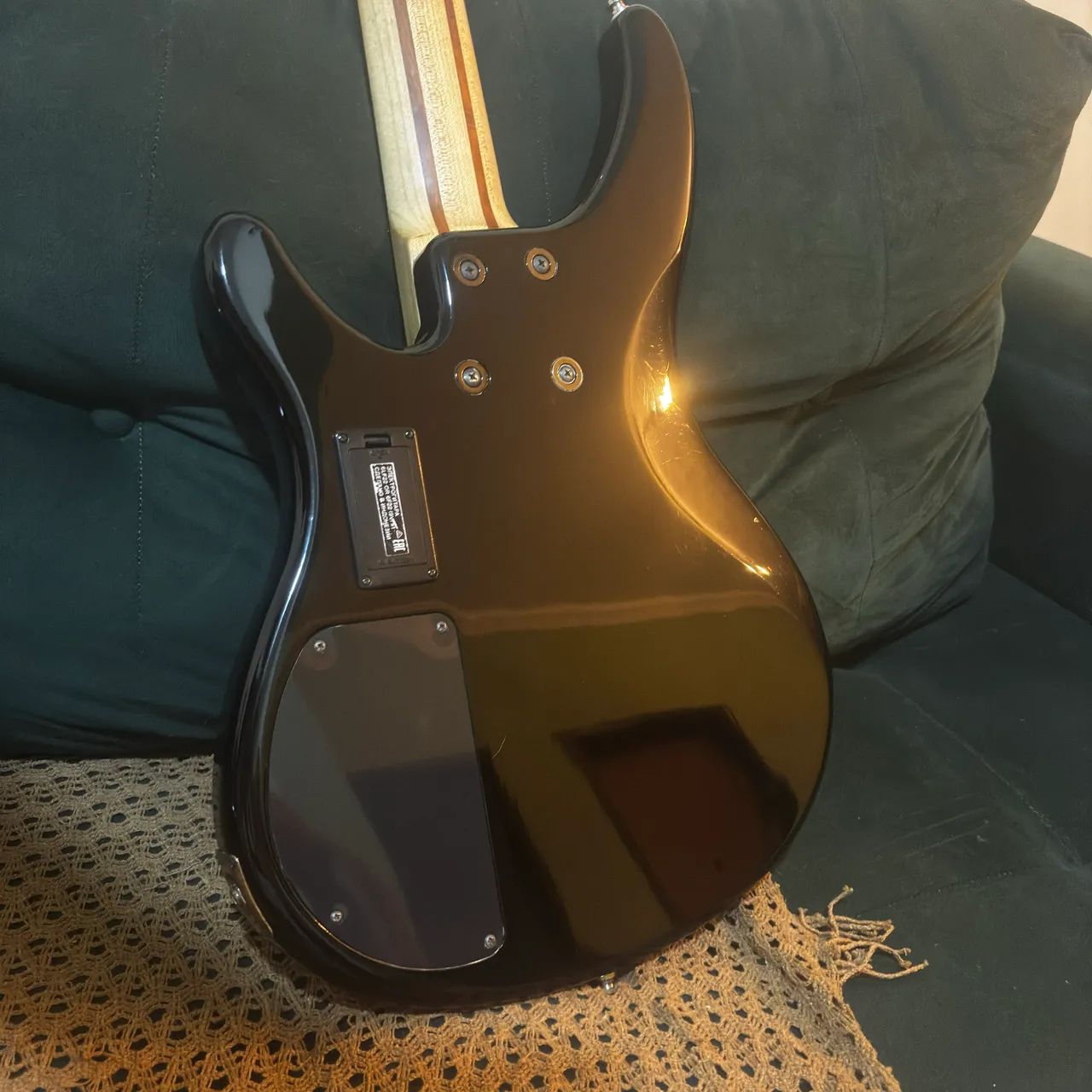 Baixo Yamaha TRBX 305 Black - Foto 3