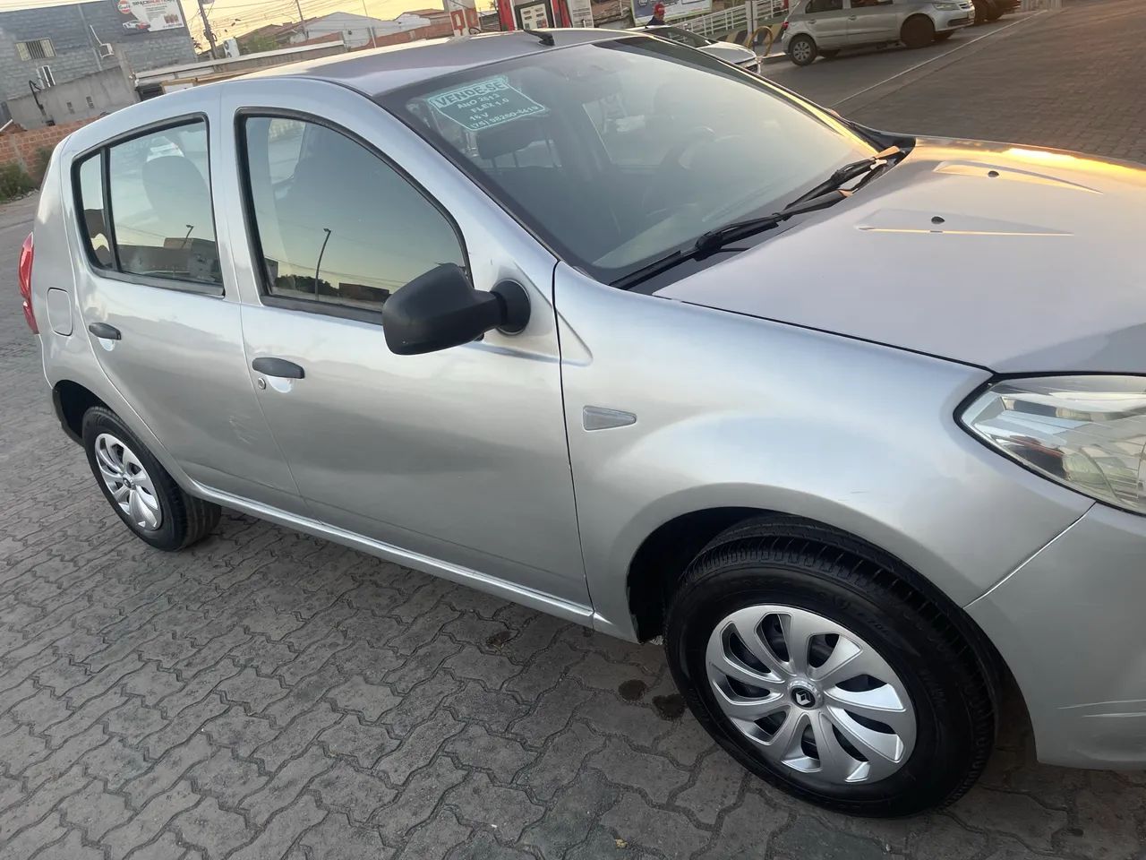 Renault Sandero AUTHENTIQUE HI-FLEX 1.0 16V 5P 2013