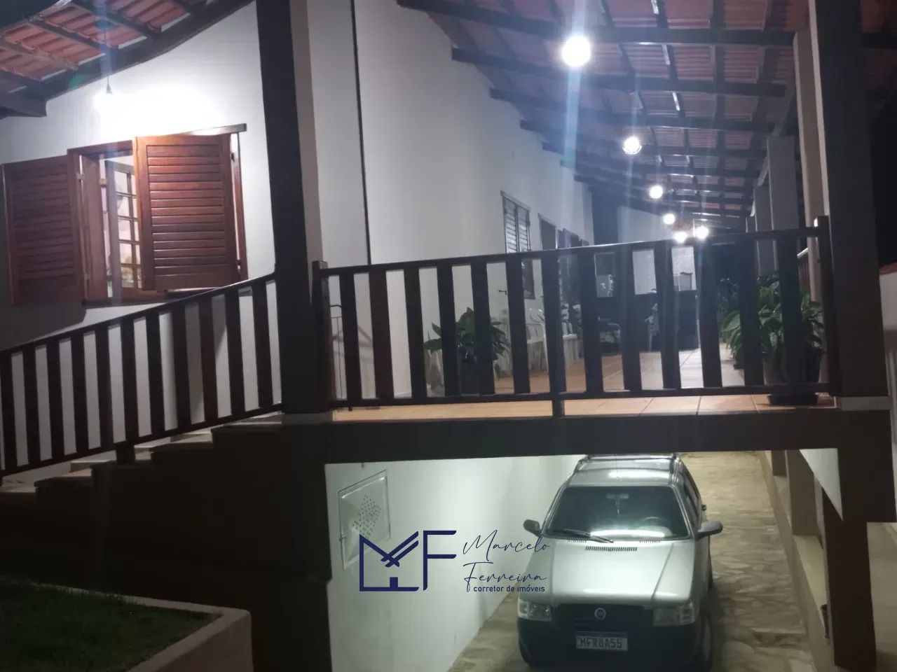 Excelente casa com 03 Quartos em área nobre de Florestal/MG - Foto 3