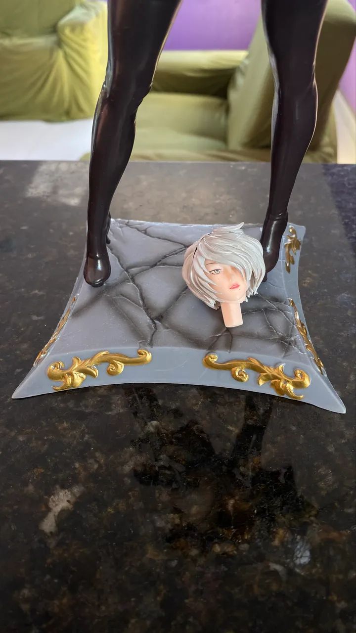 Action Figure 2B - 33cm  - Foto 3