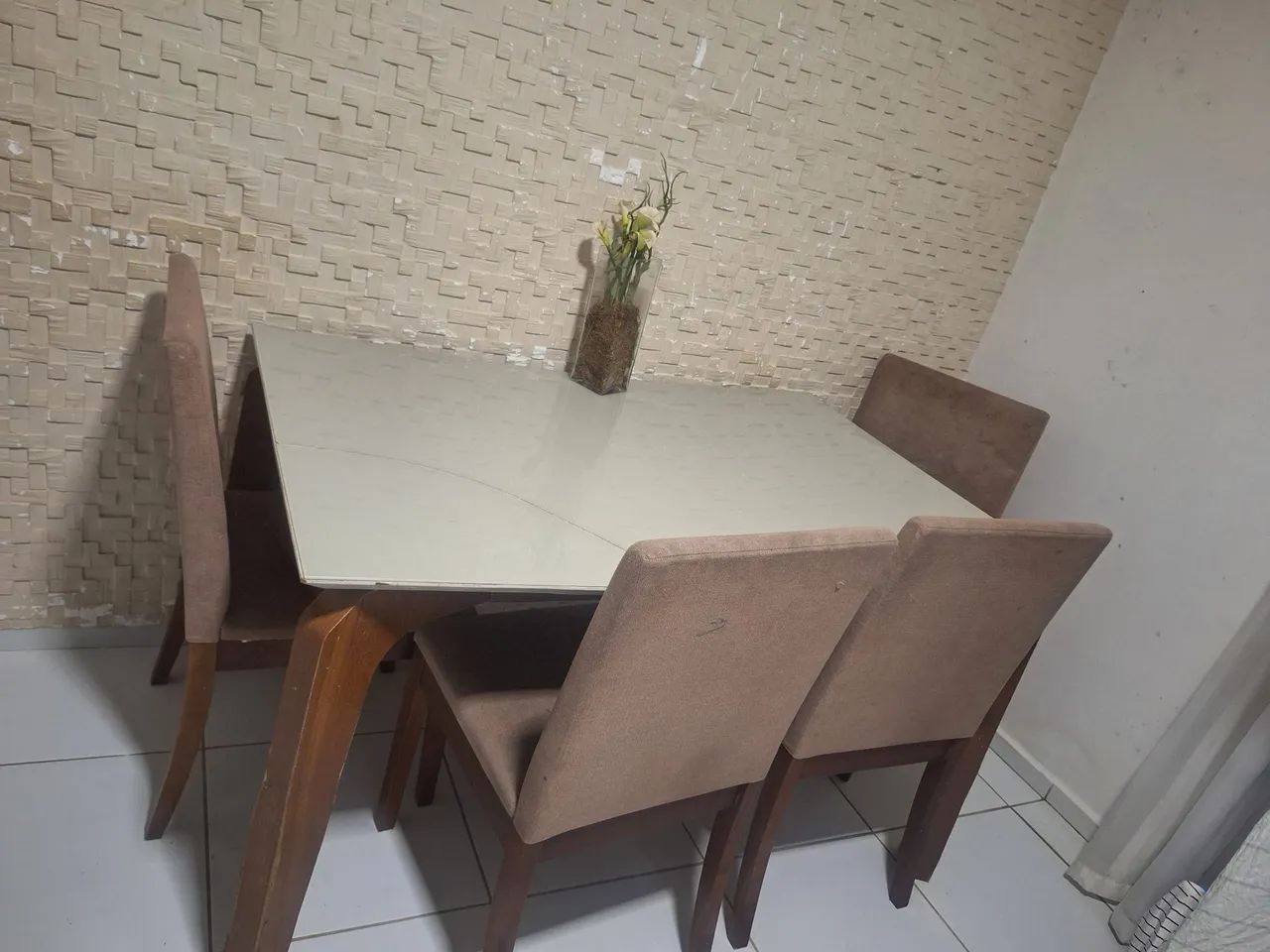 Mesa de Jantar 4 lugares