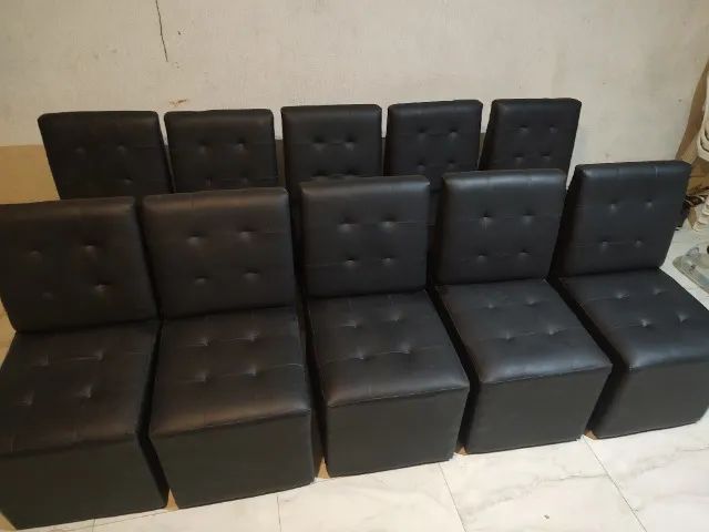 Poltronas em couro