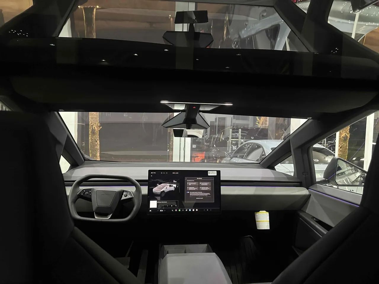 Tesla Cybertruck Foundation, foto 10 de 15