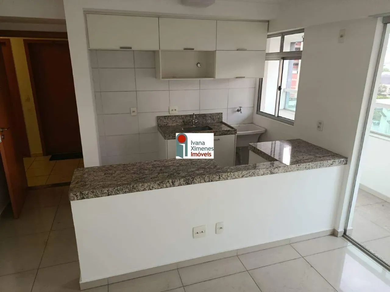 Apartamento para alugar em centro de 40.00m² com 1 quarto e 1 garagem! - Foto 3