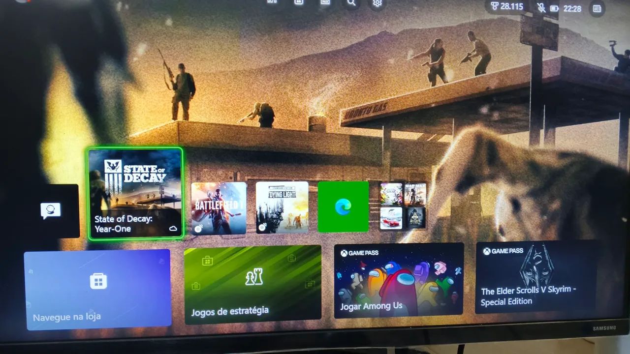 xbox one funcionando perfeitamente com cabos e controle - Foto 3