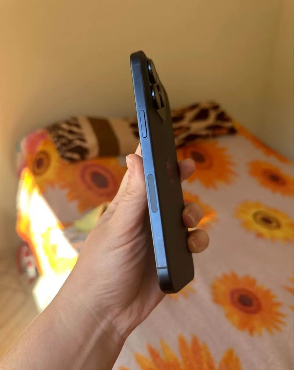 Vendo iPhone 15 Pro Max 512G novíssimo. Precisando urgente  - Foto 5