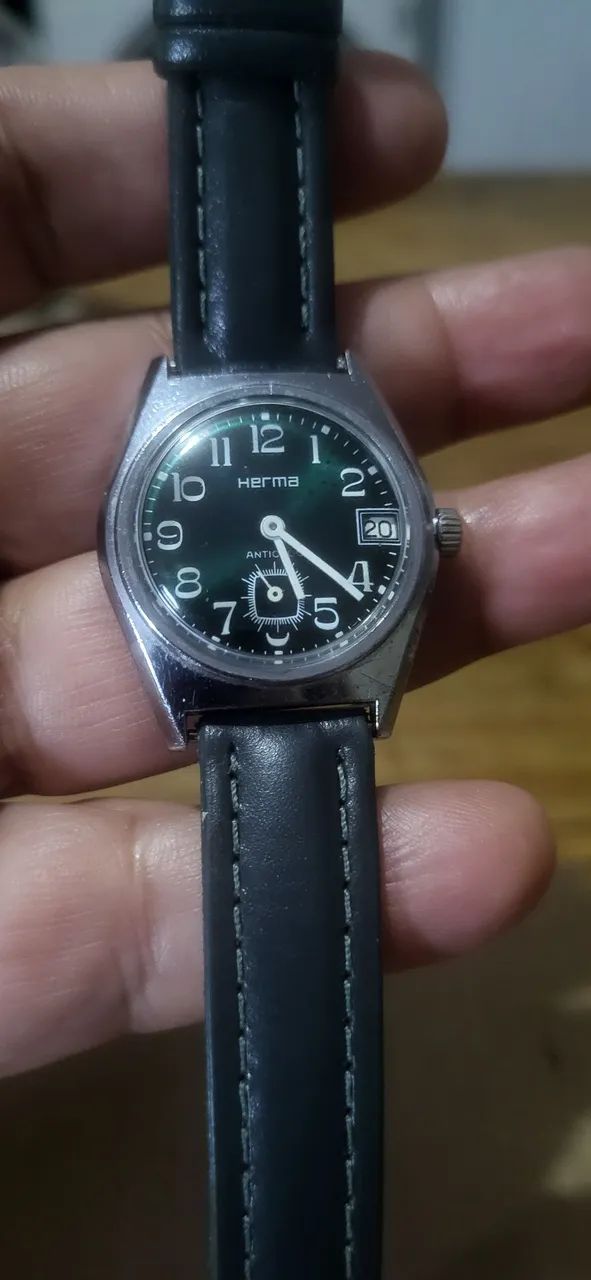 Relógio Suíço Herma a corda anos 60 revisado 32 mm de cx  - Foto 2