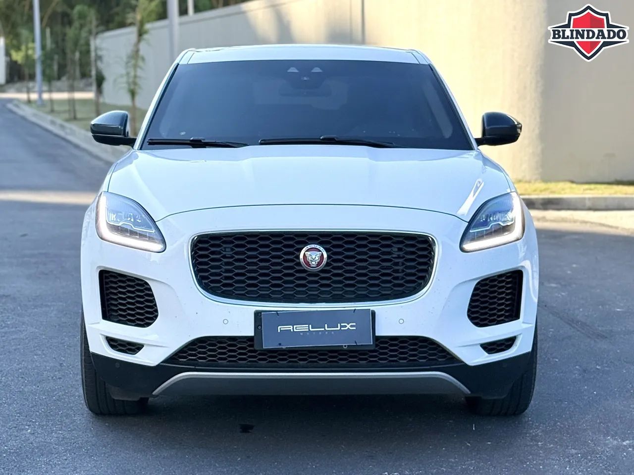Jaguar E-Pace 2.0 AWD 249cv Aut. 2018 - Foto 2