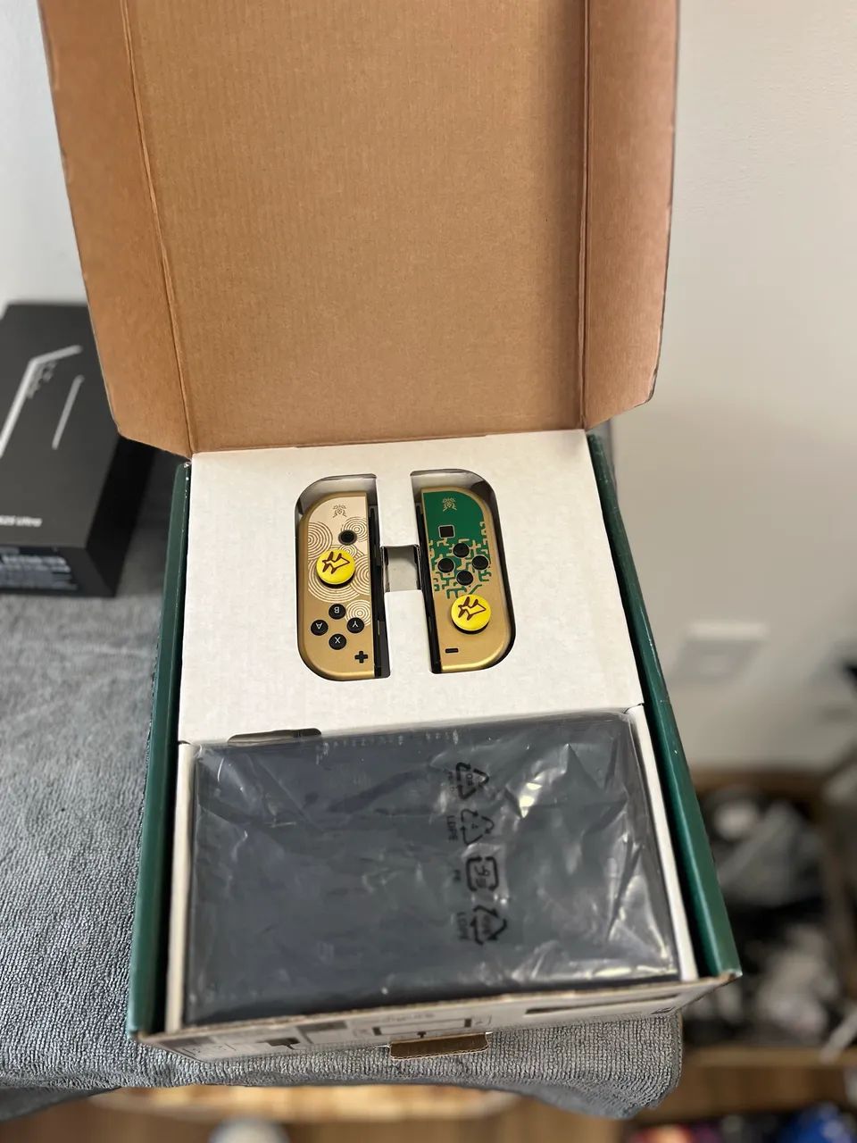 Nintendo switch Oled desbloqueado edição Zelda  - Foto 2