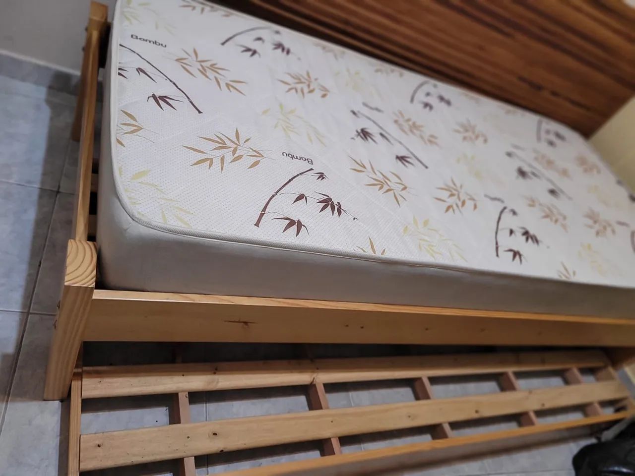 Cama de solteiro com cama em baixo nova  - Foto 3