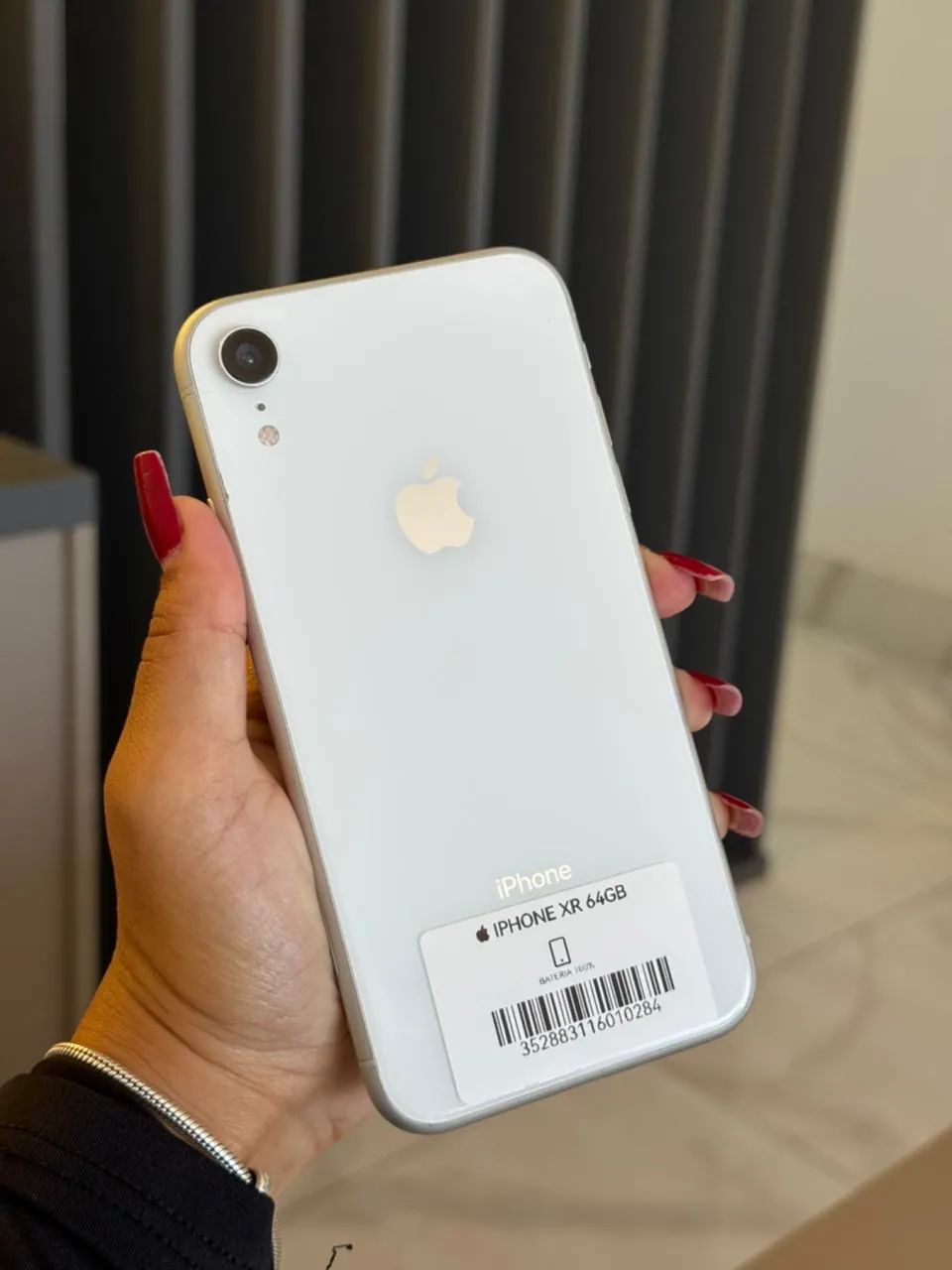 [吉田]iPhone XR 64GB Face ID不可 SIMフリー iPhone XR 64 gigas Face ID não funciona - Celulares e Smartphones