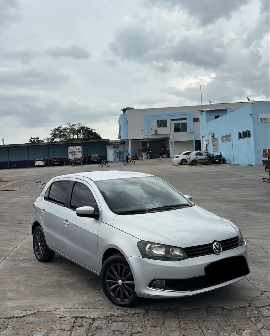 Volkswagen Gol GOL TRENDLINE 1.0 T.FLEX 8V 5P 2014