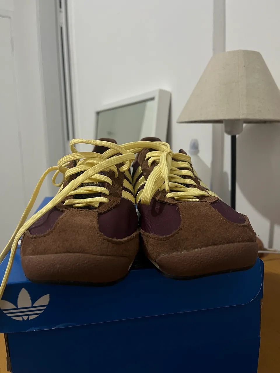 Tênis Adidas SL 72 marrom e amarelo 36 - Foto 2