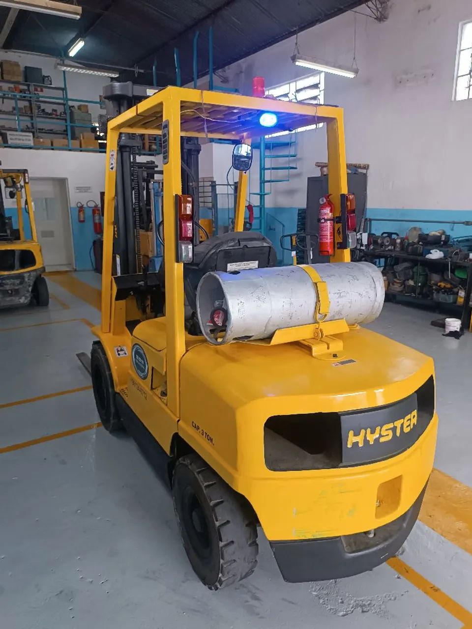 Empilhadeira Hyster XM 3 Ton. - Foto 2