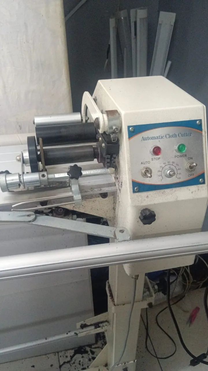 Máquina de cortar viés automático de 01 faca. LANMAX