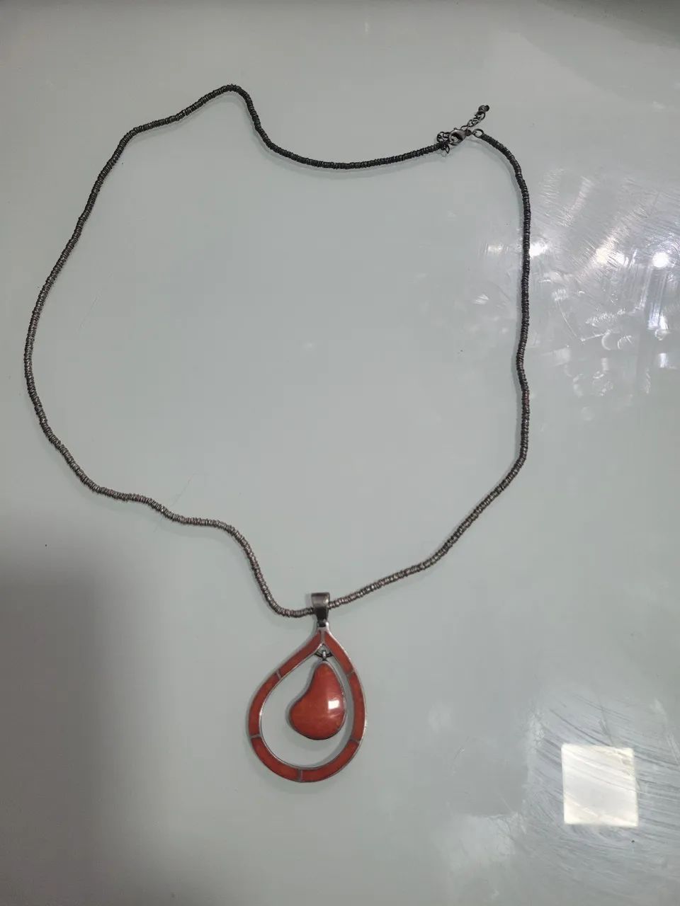 Colar gota em prata e pedra - Foto 4