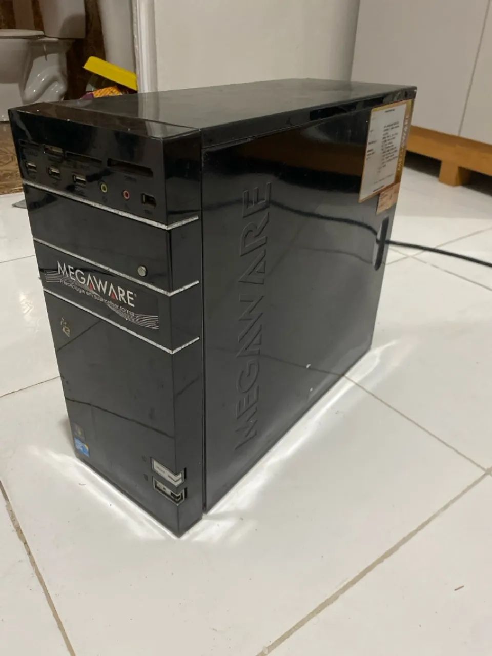 Vendo um gabinete com fonte e gravadora  - Foto 4