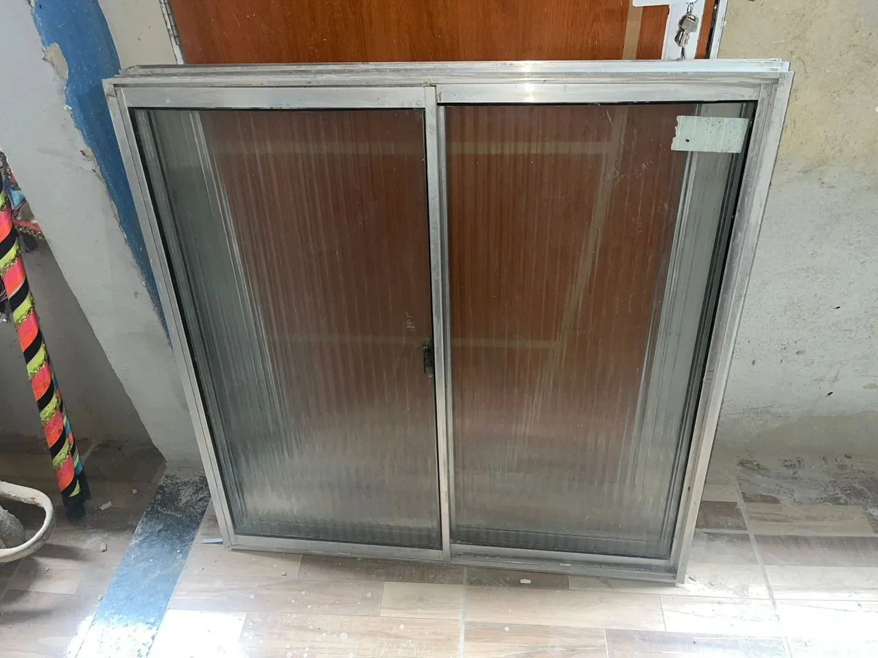 Selling two windows for R$170.00