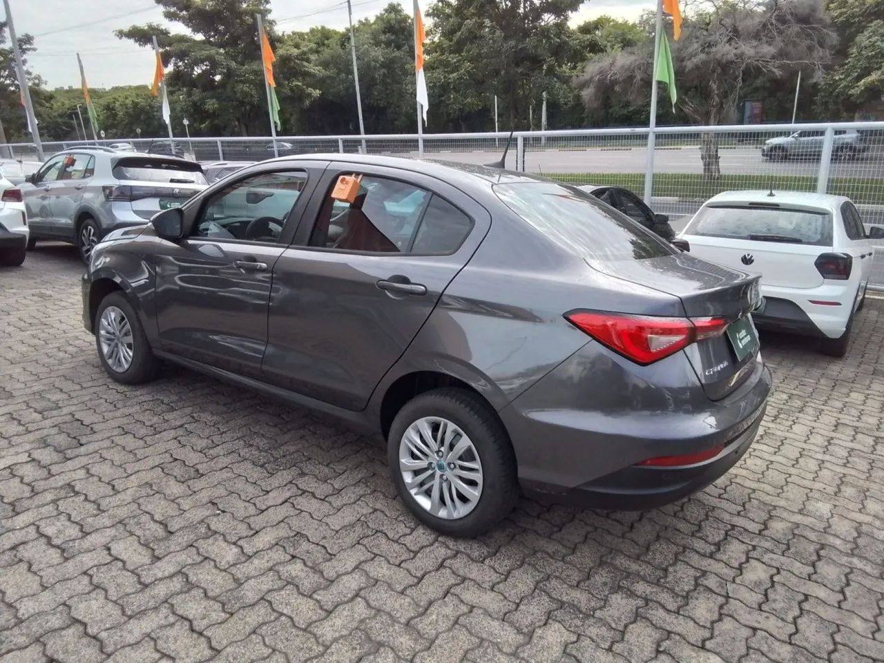 Fiat Cronos Drive 1.3 8V Flex Aut. 2025 - Foto 3