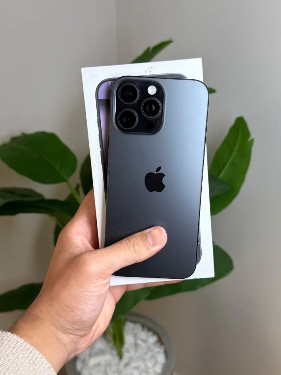 iPhone 16 Pro Max 256GB - Preto