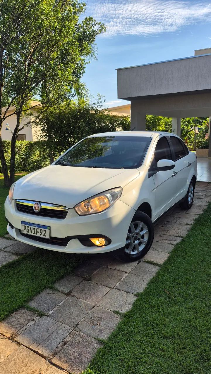 Fiat Grand Siena Grand Siena ATTRAC. 1.4 EVO F.Flex 8V 2014