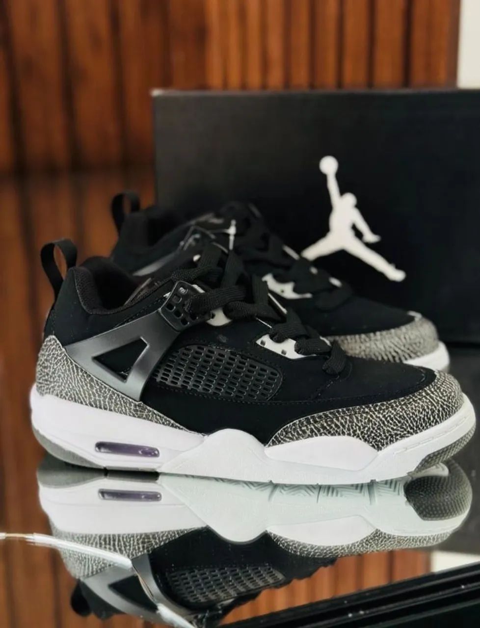 Tenis Air Jordan 4  Retro Nike  - Foto 2