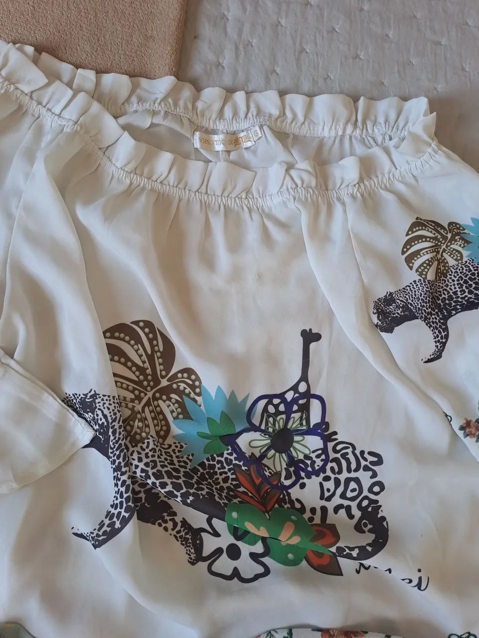 5 blusas tamanho M  - Foto 4