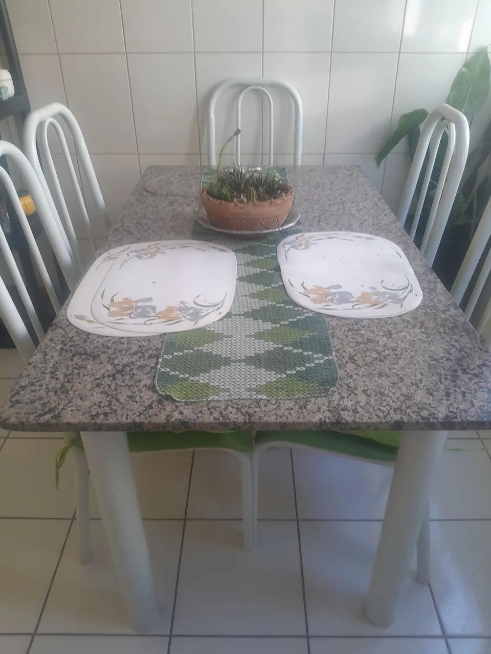 Mesa aço e granito 6 cadeiras  - Foto 3