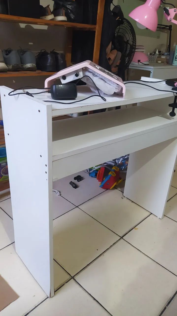 Mesa de manicure 