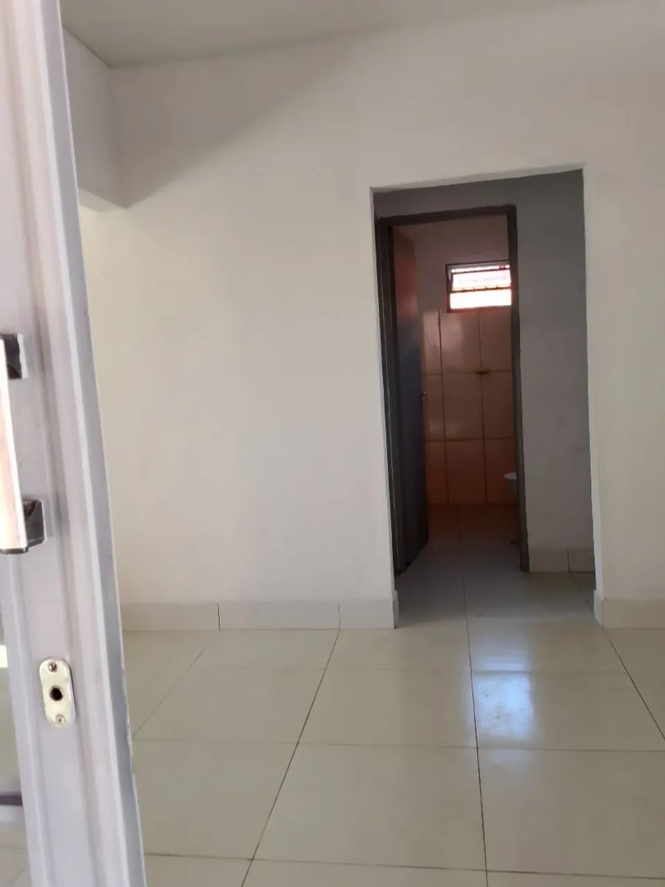 VENDO CASA EM GAMELEIRA DE GOIÁS  - Foto 2