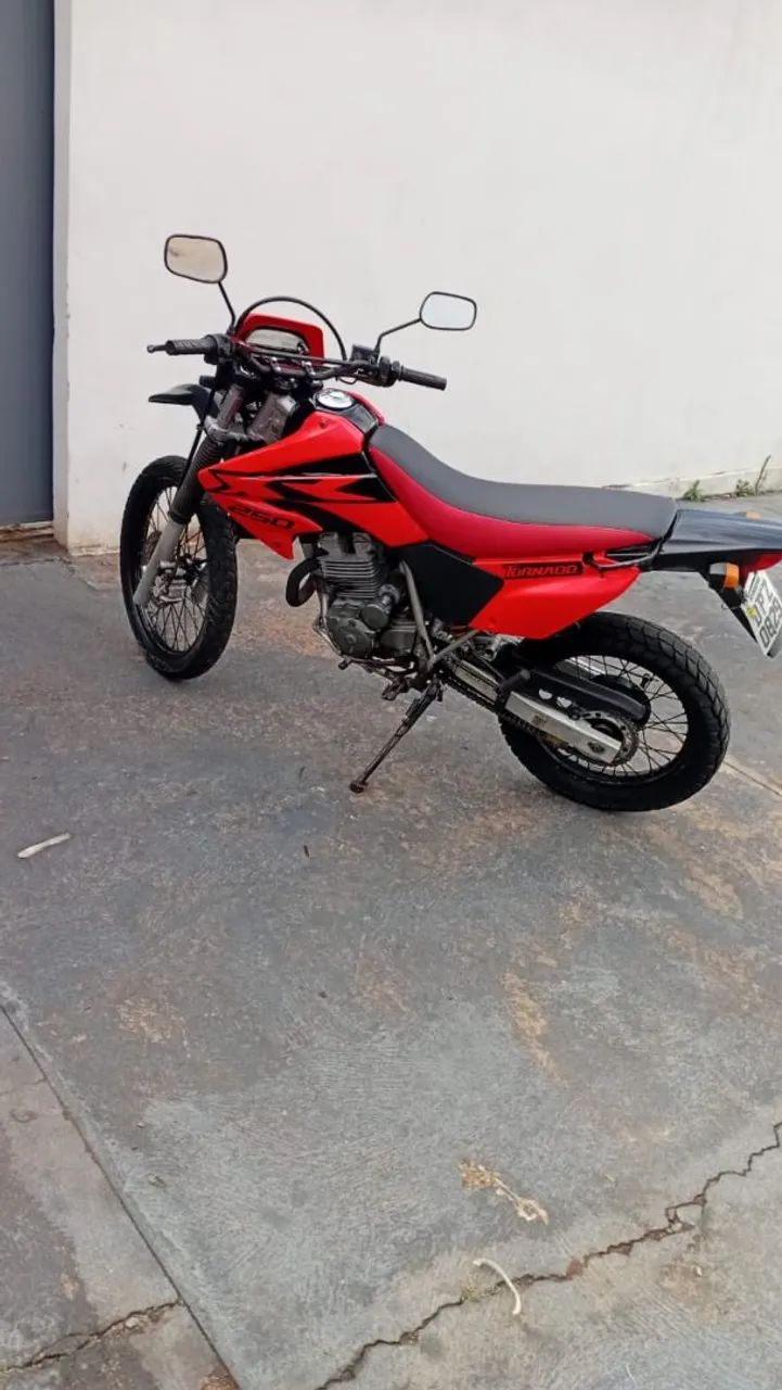 Tornado XR 250