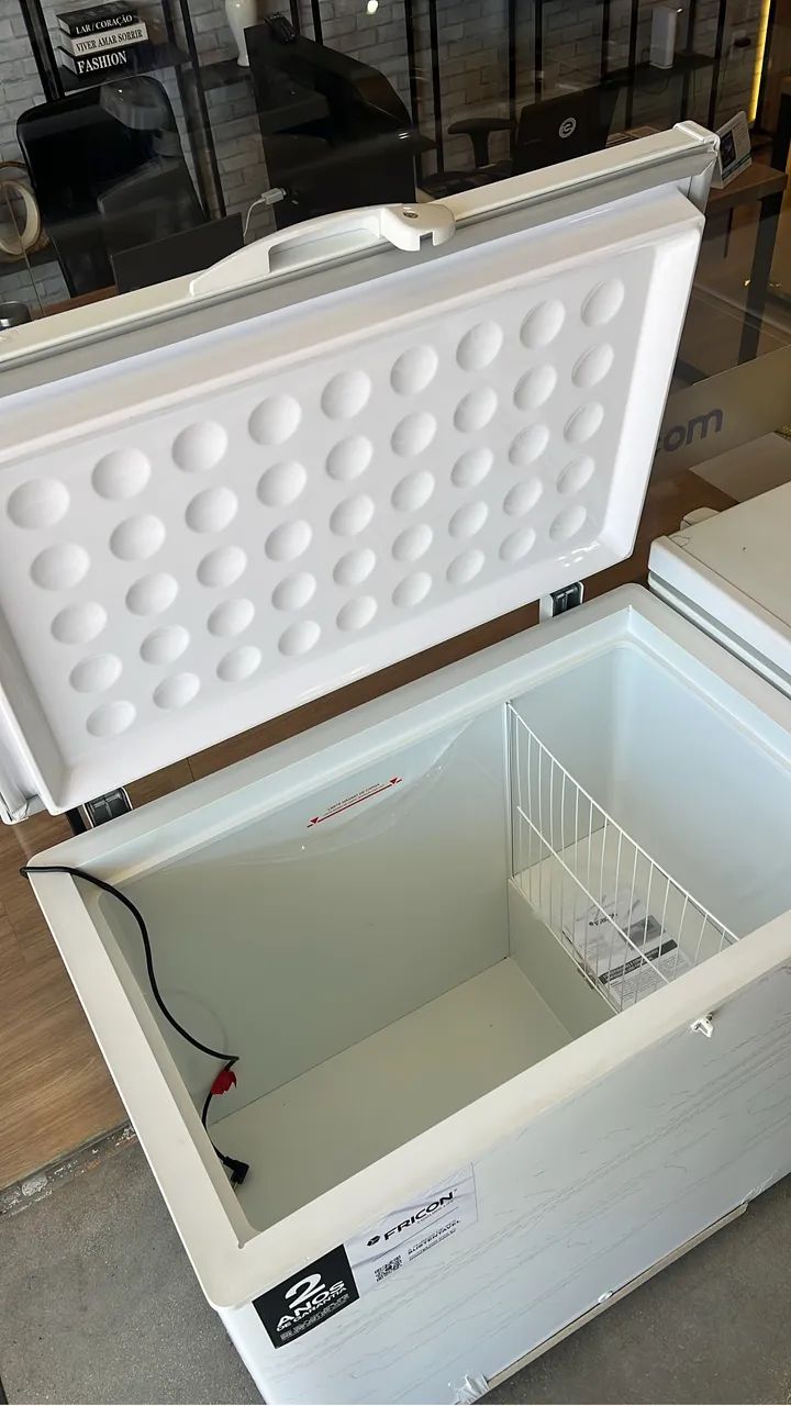 Freezer pra congelados 311 litros dupla função 2 anos de garantia  - Foto 2